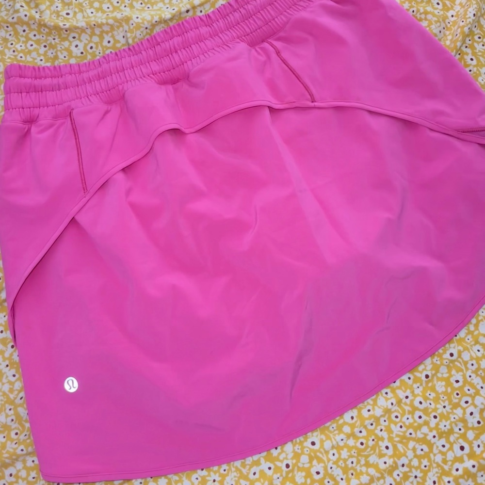 Lululemon Hotty Hot High-Rise Skirt